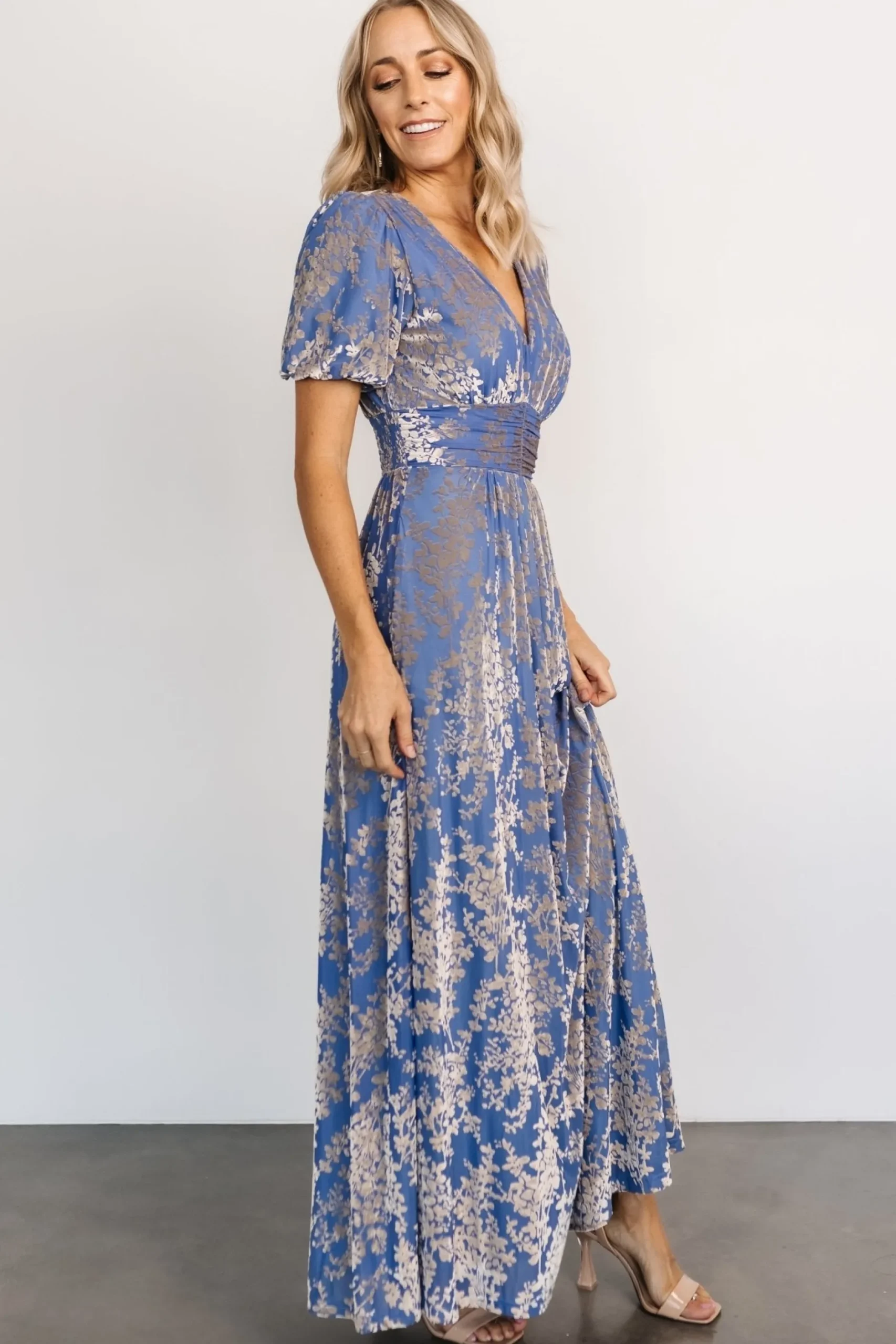 Hot Leslie Velvet Maxi Dress | maxi dresses | EXTENDED SIZING