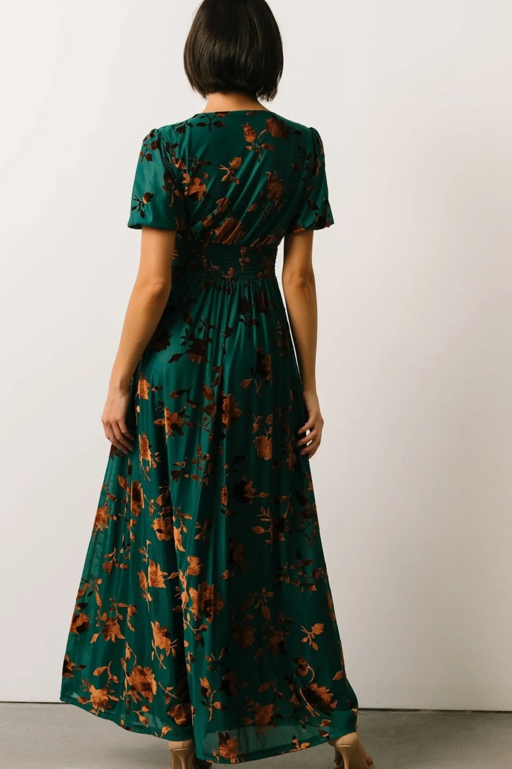 Store Leslie Velvet Maxi Dress | maxi dresses | EXTENDED SIZING
