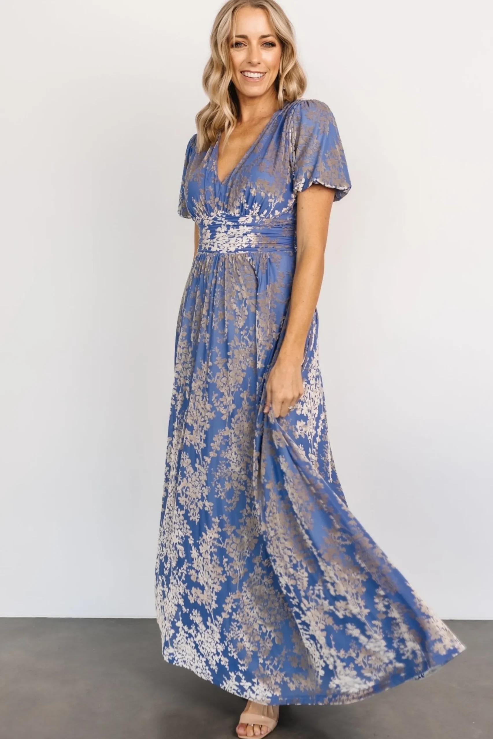 Hot Leslie Velvet Maxi Dress | maxi dresses | EXTENDED SIZING