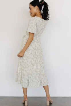 Clearance Prim Pleated Dress | midi dresses