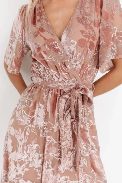 Best Uma Velvet Maxi Dress | maxi dresses | WEDDING SUITE