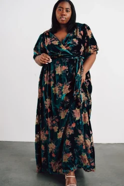 Hot Uma Velvet Maxi Dress | maxi dresses | WEDDING SUITE