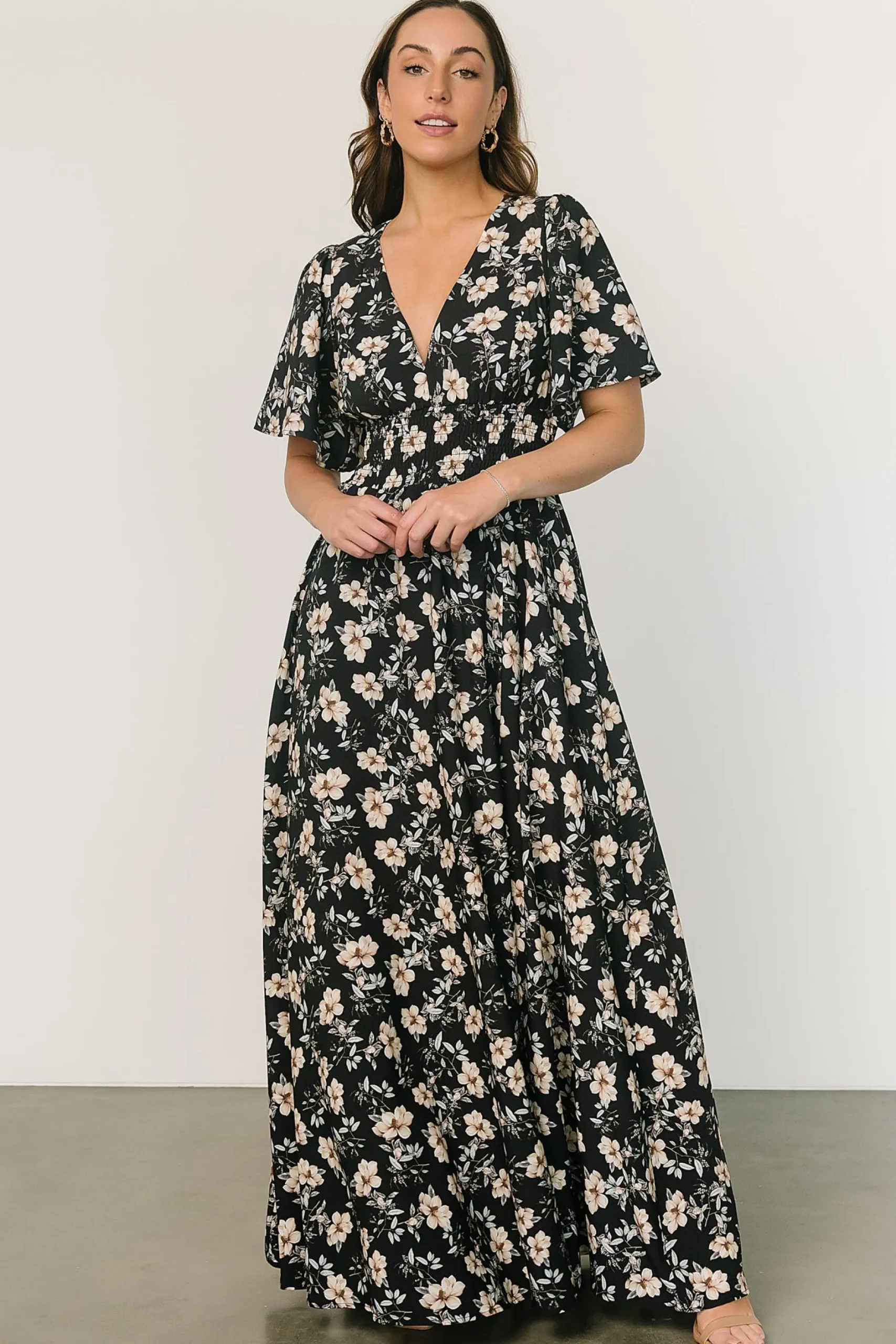 Store Verona Smocked Maxi Dress | WINTER ESSENTIALS